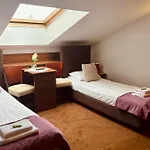 Pod Wzgorzem 3* Frombork