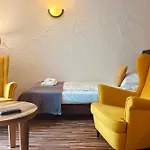 Pod Wzgorzem Värdshus Frombork