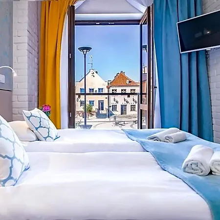 Pod Wzgórzem Estalagem