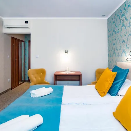 Pod Wzgorzem 3* Frombork