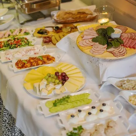 Pod Wzgorzem Frombork