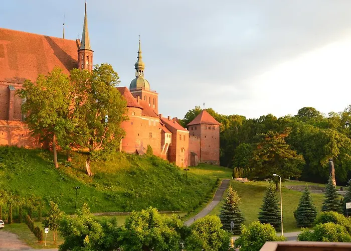 Pod Wzgorzem 3* Frombork