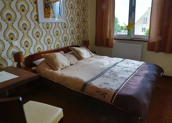 Pod Wzgorzem 3* Frombork