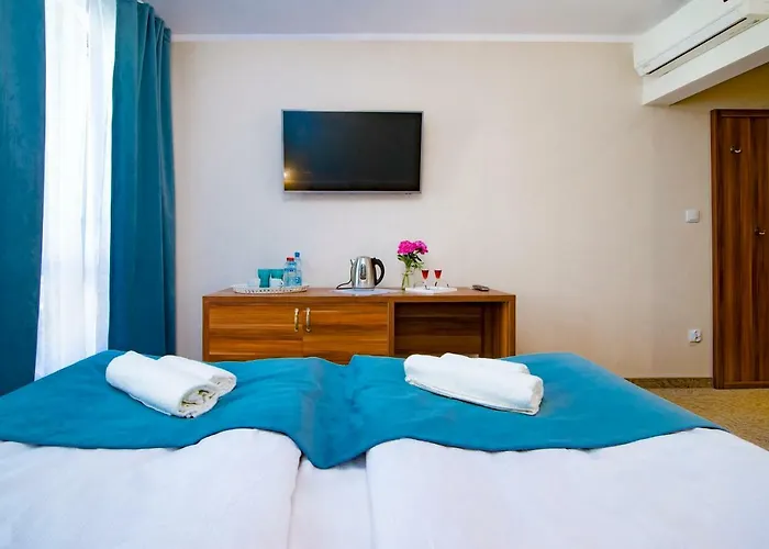 Pod Wzgorzem Inn Frombork